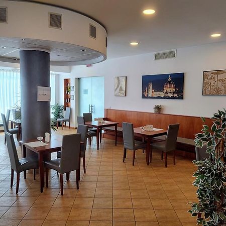Hotel Datini Прато Экстерьер фото