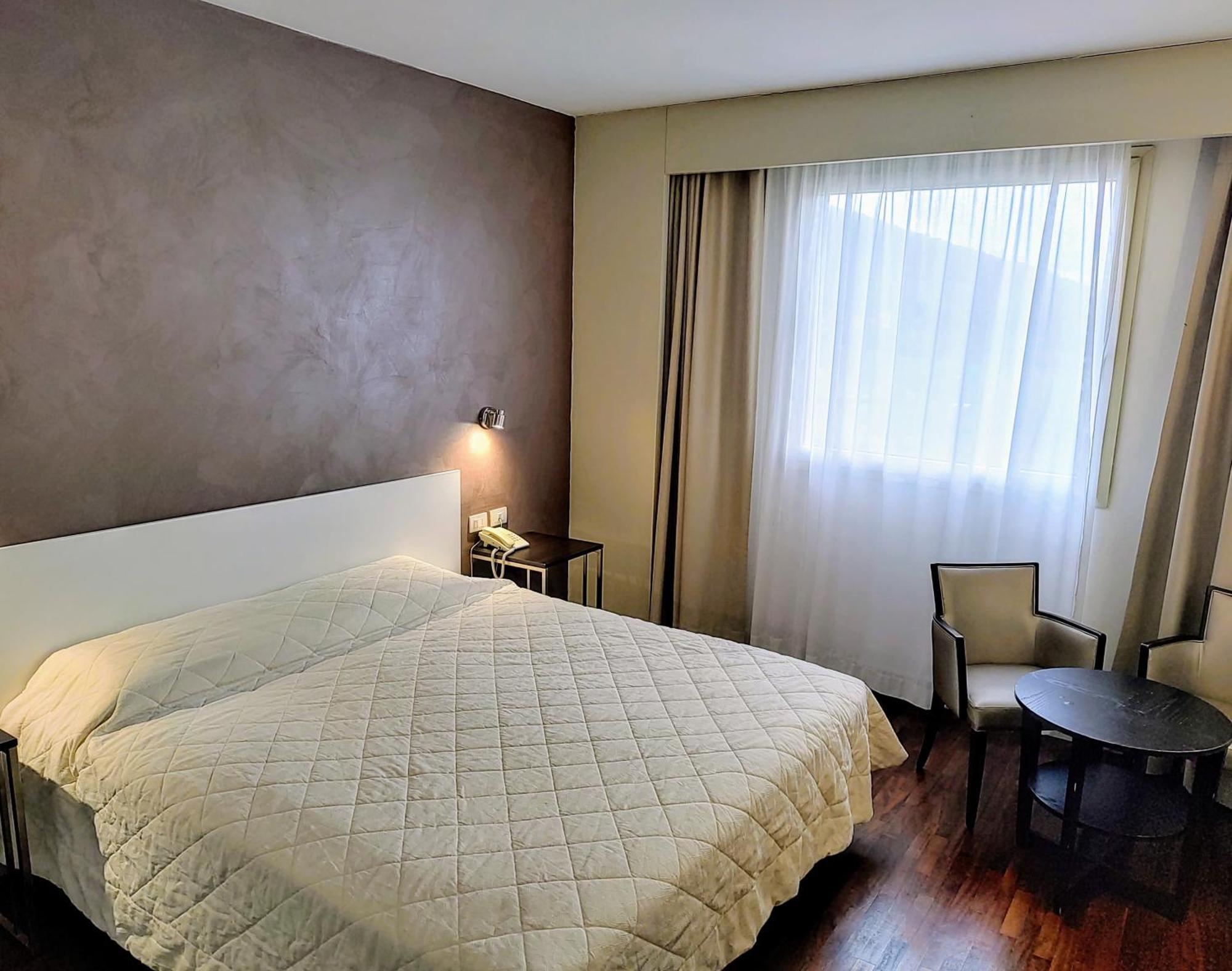 Hotel Datini Прато Экстерьер фото