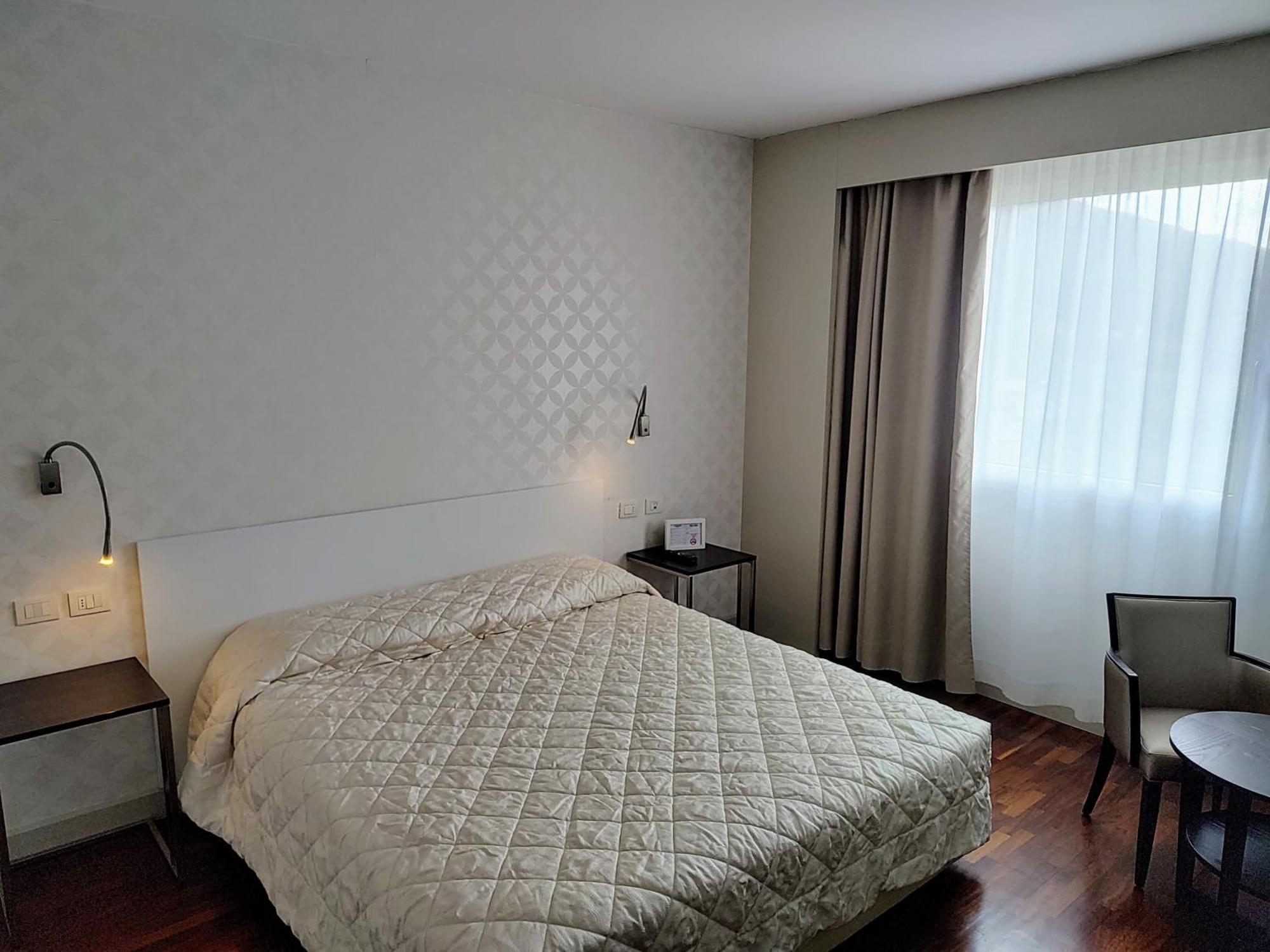 Hotel Datini Прато Экстерьер фото